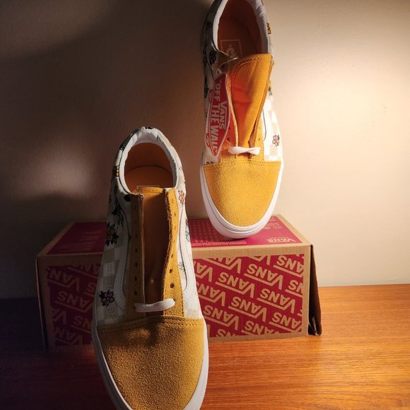 NWT VANS Suede/ Canvas Old Skool (Garden Check) Yellow Men (8.5)/ Women (10.0) - Picture 8 of 16